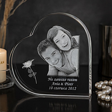 Prezent dla rocznicę - zdjęcie 3D w szklanym sercu