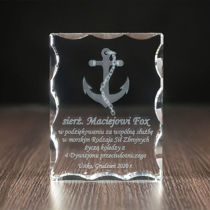 Kotwica 3D wygrawerowana w szklanej statuetce - JUBILEUSZ MARYNARZA